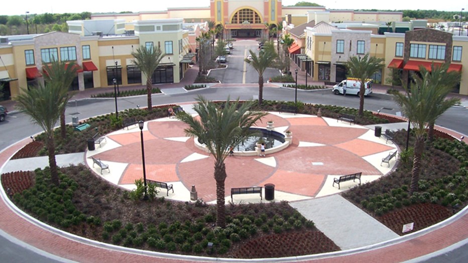 Lakeside Village Retail Center Lakeside Village Retail Center