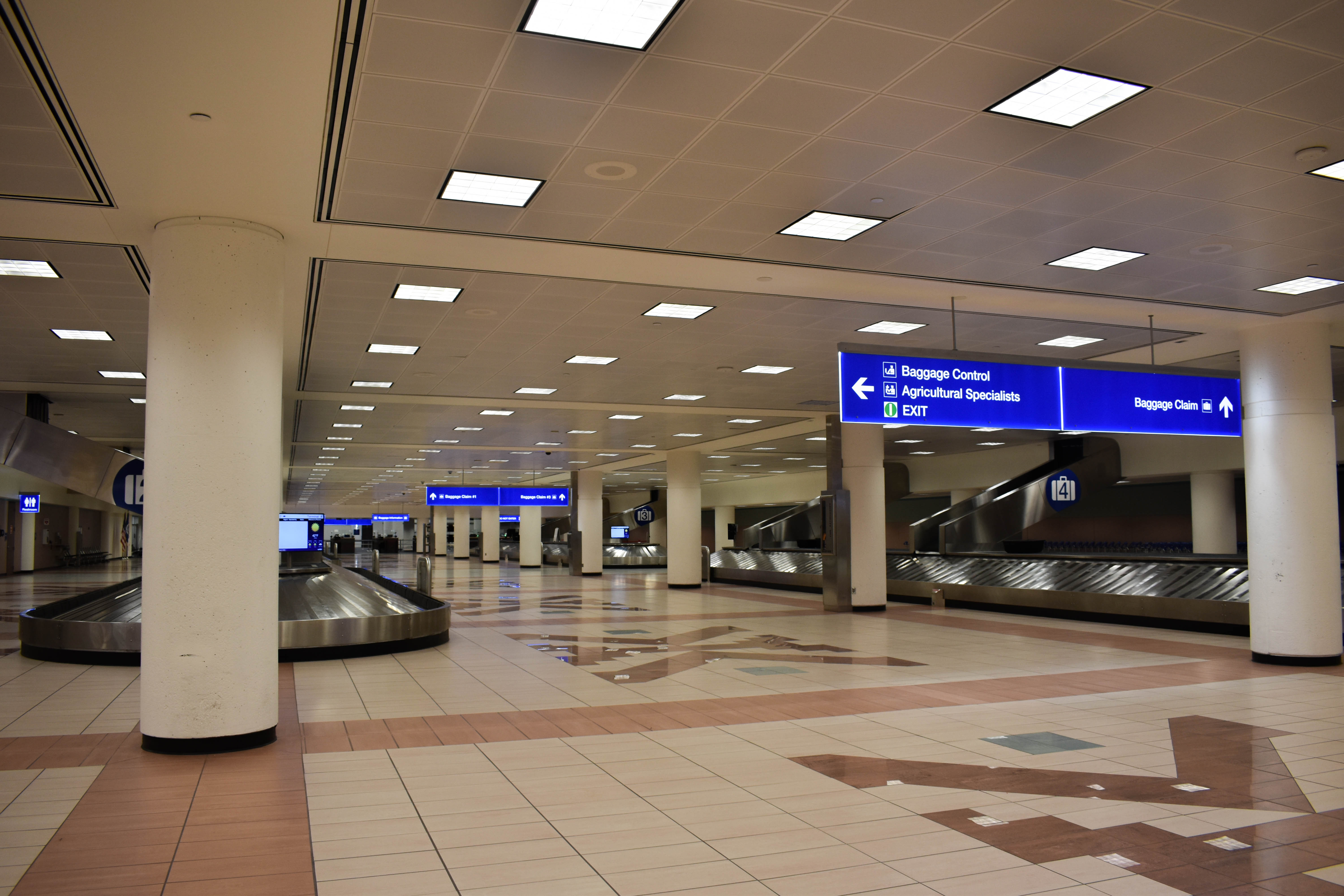 Downloads: Phoenix Sky Harbor International Airport (PHX) Terminal 4 N4 ...